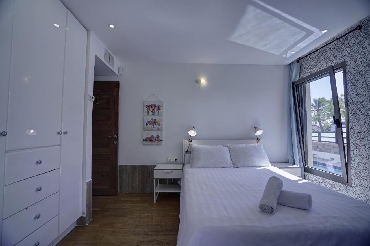 Villa Pomela heated pool By Sun&View Eilat Esterno foto