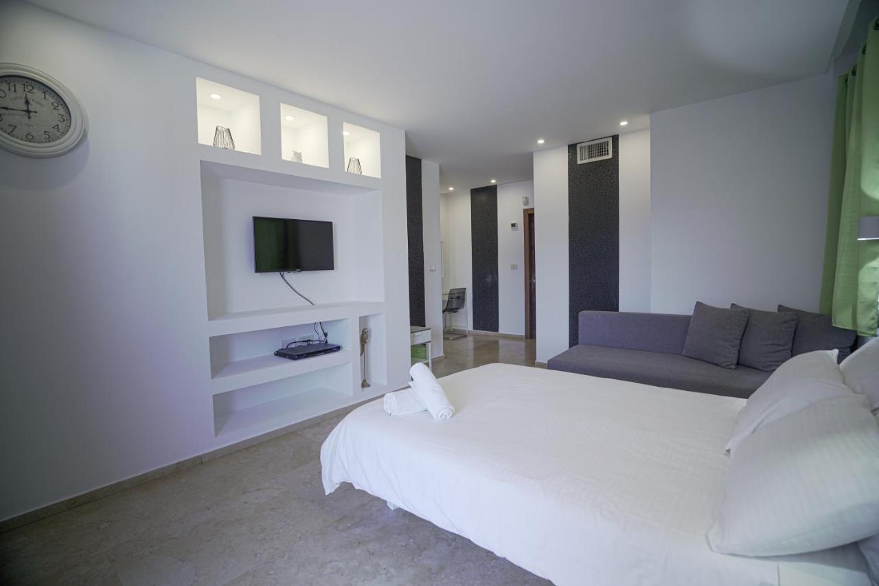 Villa Pomela heated pool By Sun&View Eilat Esterno foto